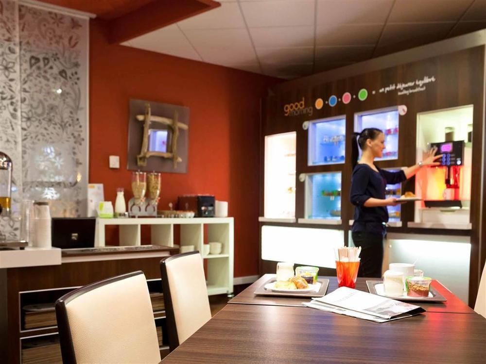B&B Hôtel Calais Terminal Cité Europe 4 étoiles Coquelles Restaurante foto